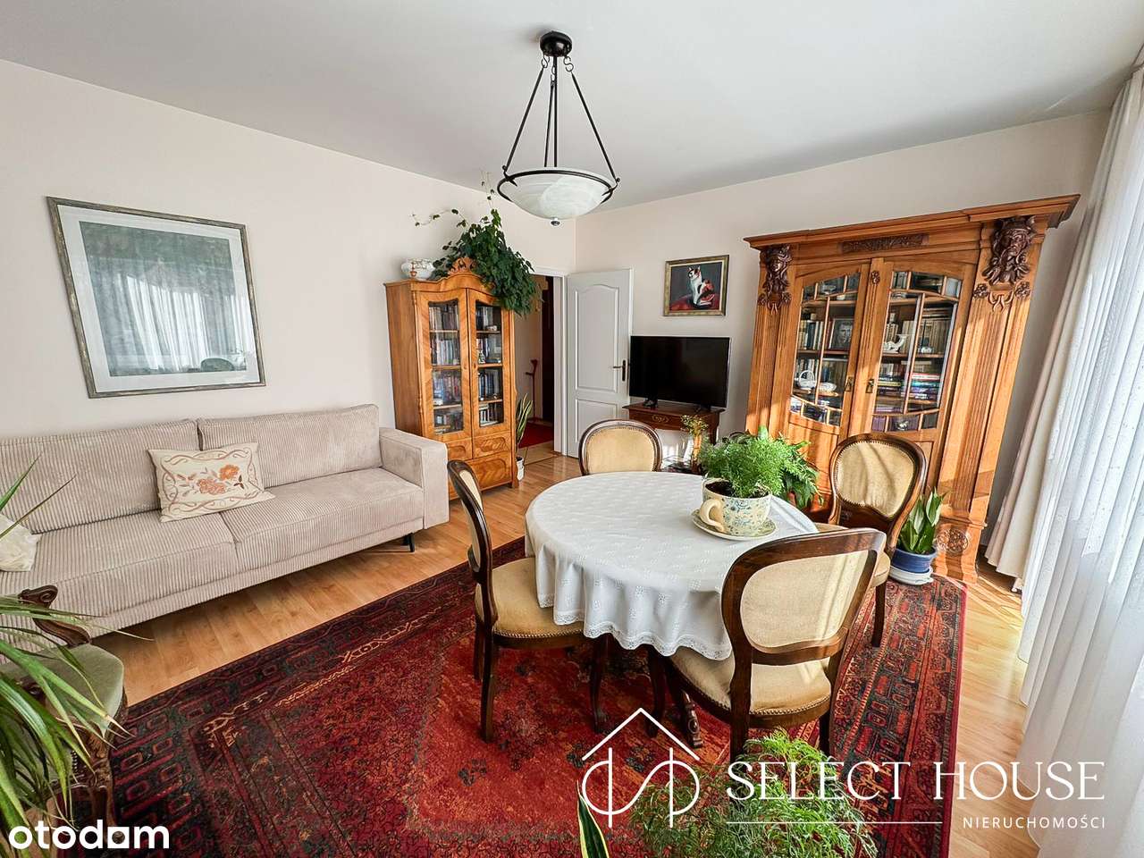 Przestronne mieszkanie 3 pokoje Osiedle Młodych-1