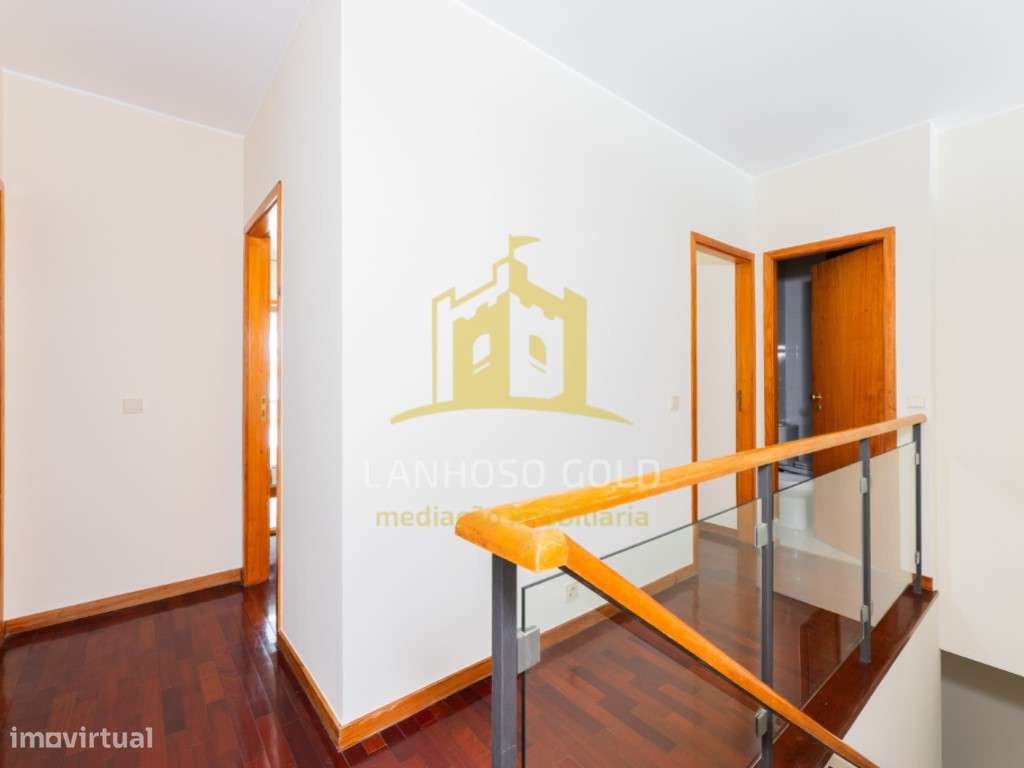 Apartamento T4+1 Duplex em Braga - São Victor-11