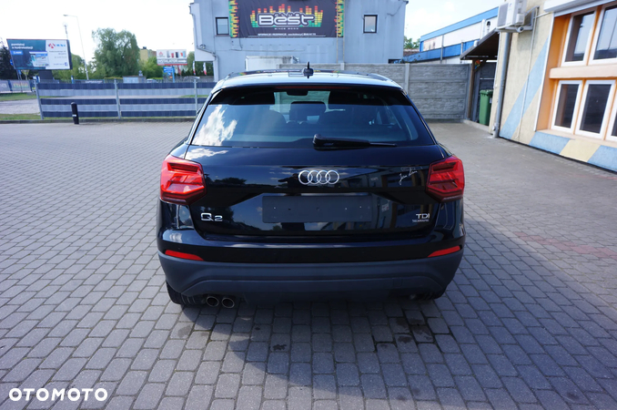 Audi Q2 2.0 TDI quattro S tronic design - 3