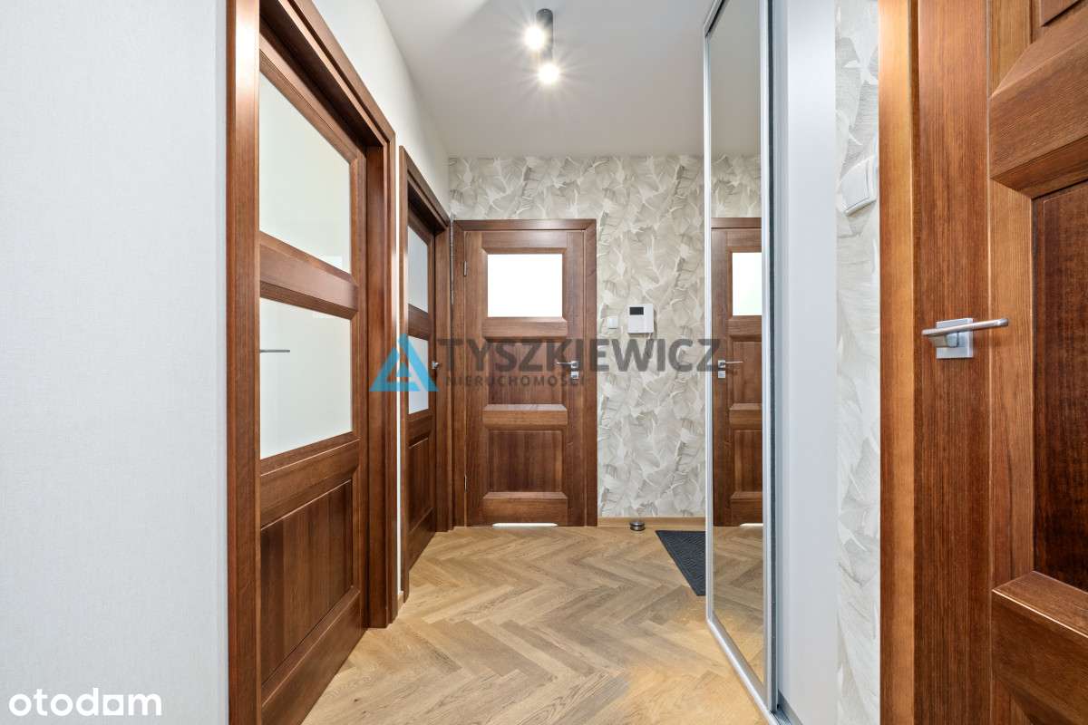 Mieszkanie z dużym ogródkiem i m. postojowym.-11