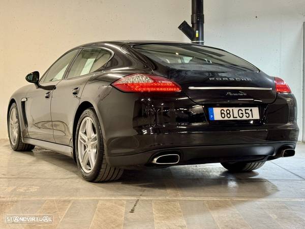 Porsche Panamera 4 PDK - 12