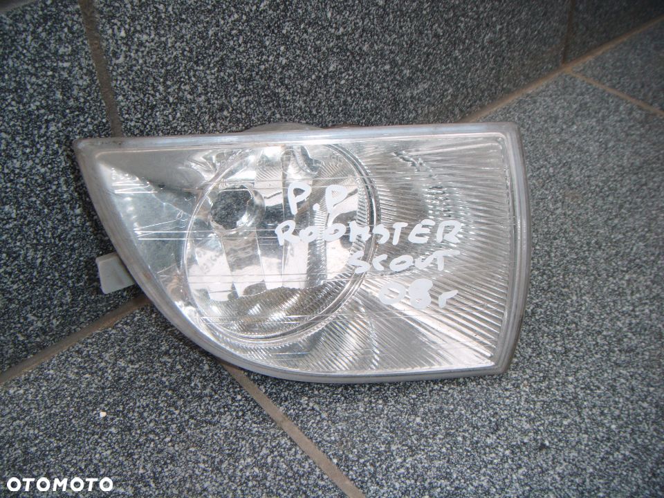 skoda roomster 08r scout halogen prawy przód - 1