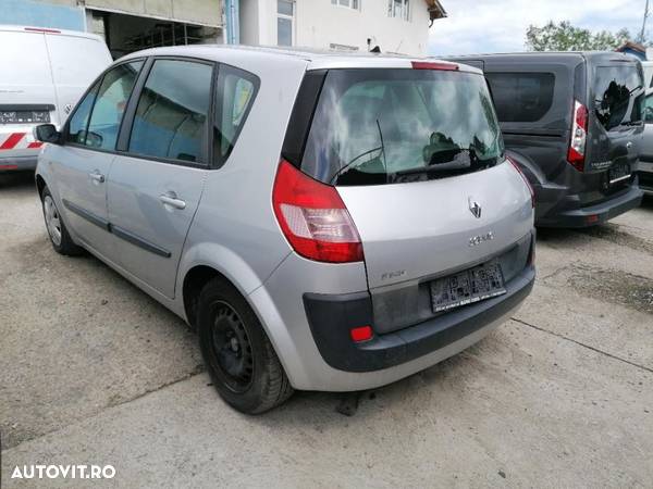 Dezmembrez piese Renault Scenic 2007 - 1