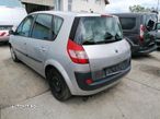 Dezmembrez piese Renault Scenic 2007 - 1