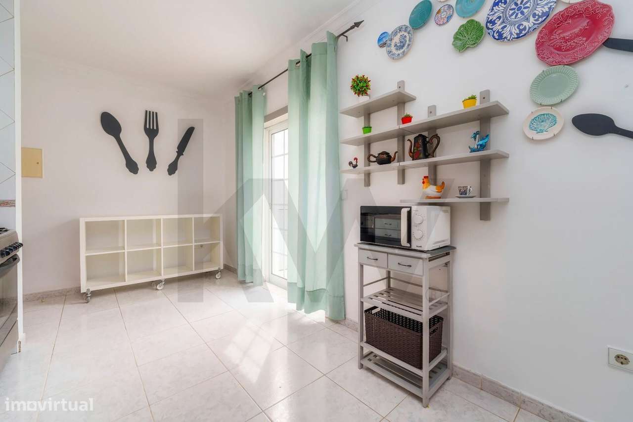 Monte Gordo: Duplex com Terraço Espetacular – Ideal para Férias ou Ren-3