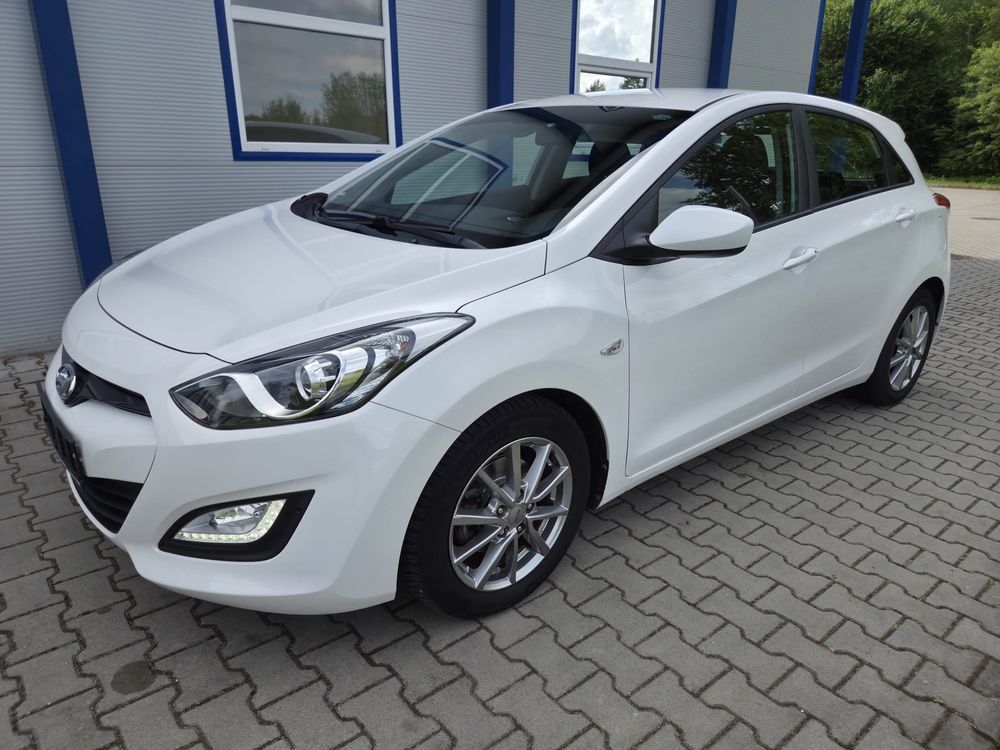 Hyundai i30 II 1.4 Trend 2012