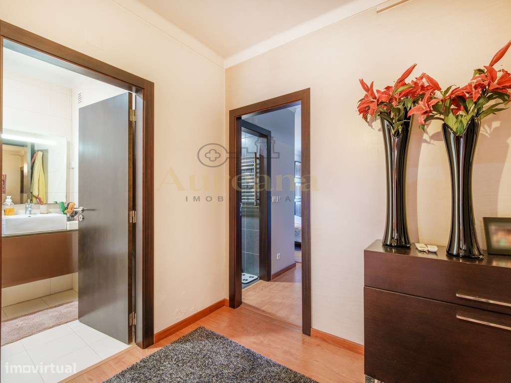Apartamento T3 Centro de Ourém - Prédio com elevador-16