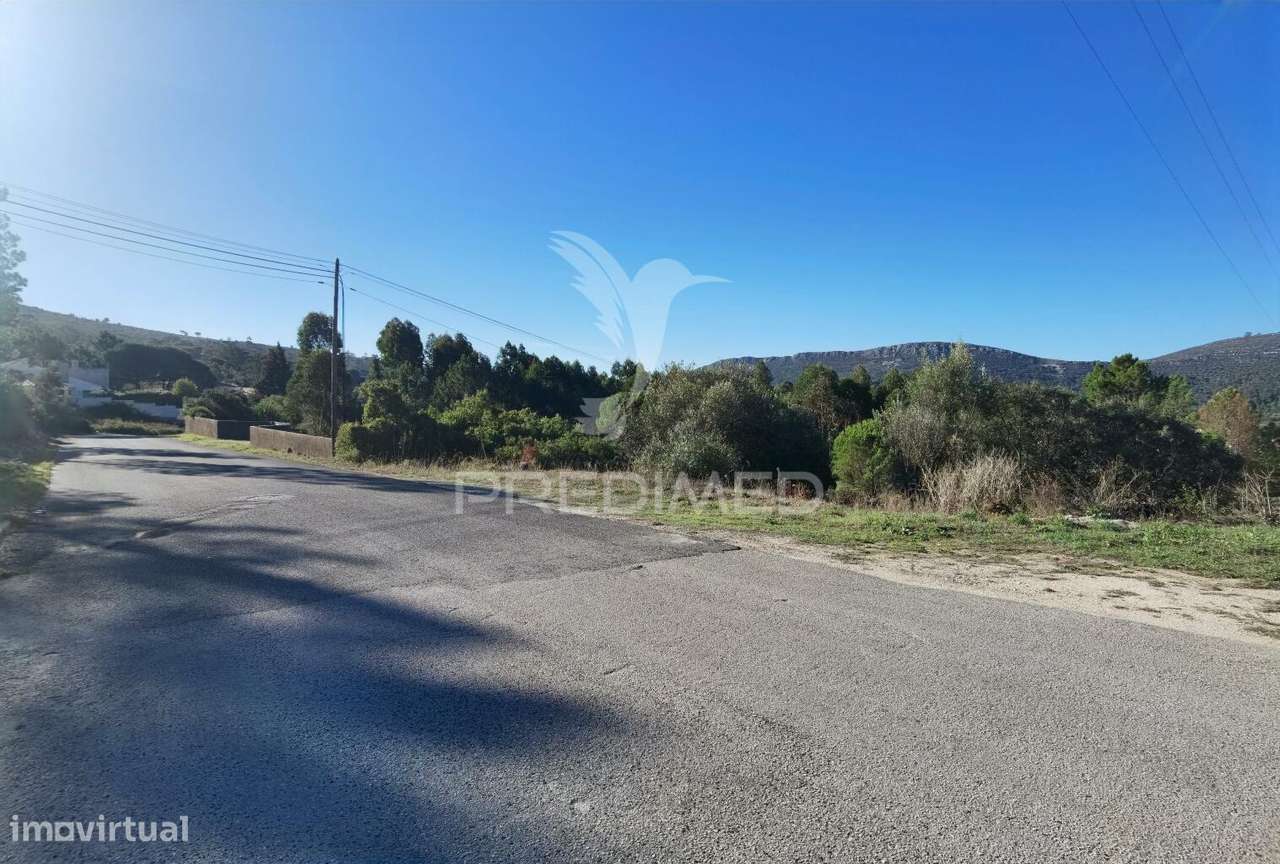 Lote de terreno urbano em Minde / Alcanena - Grande imagem: 4/22