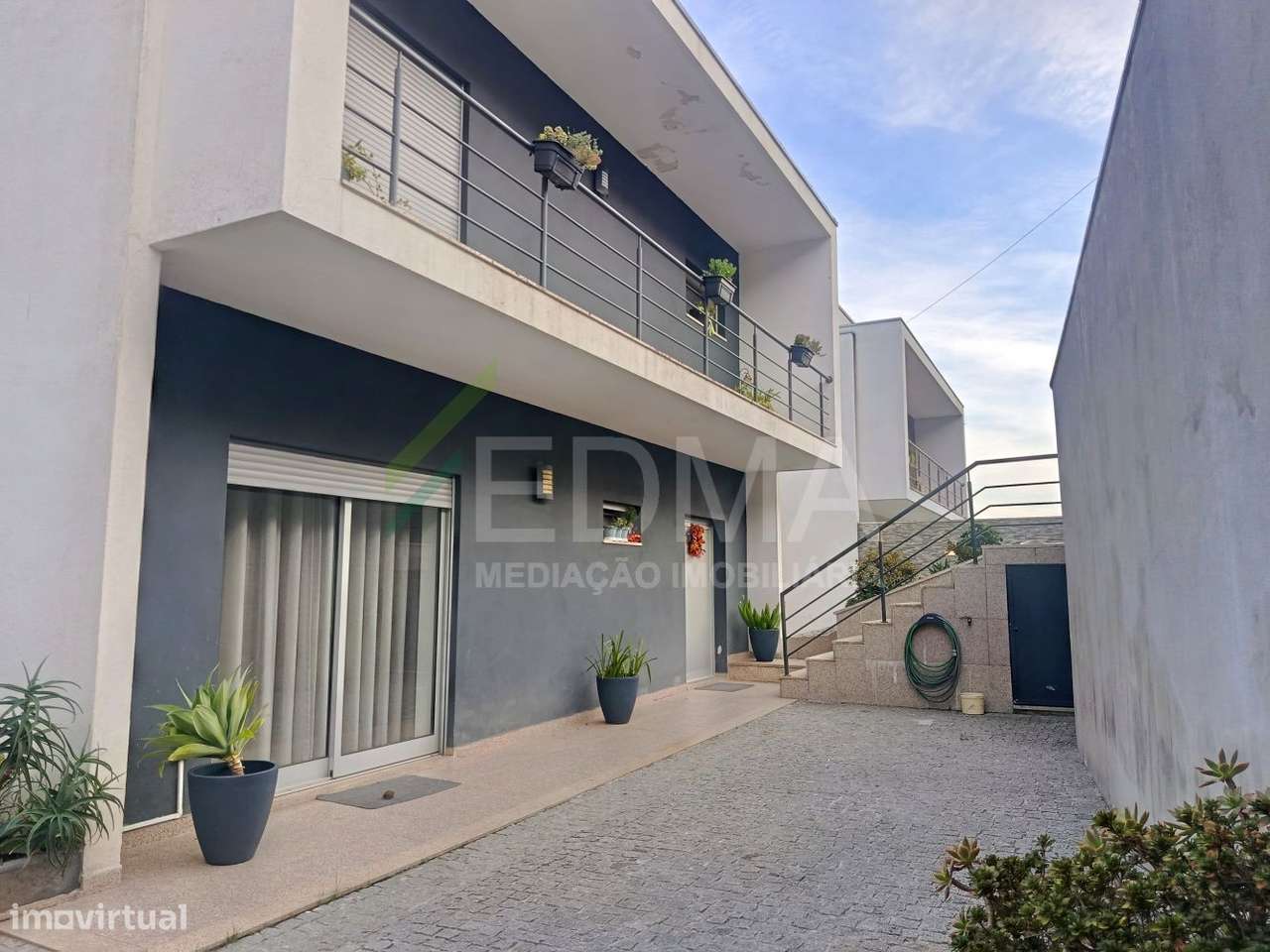 Moradia T3 com Piscina-5