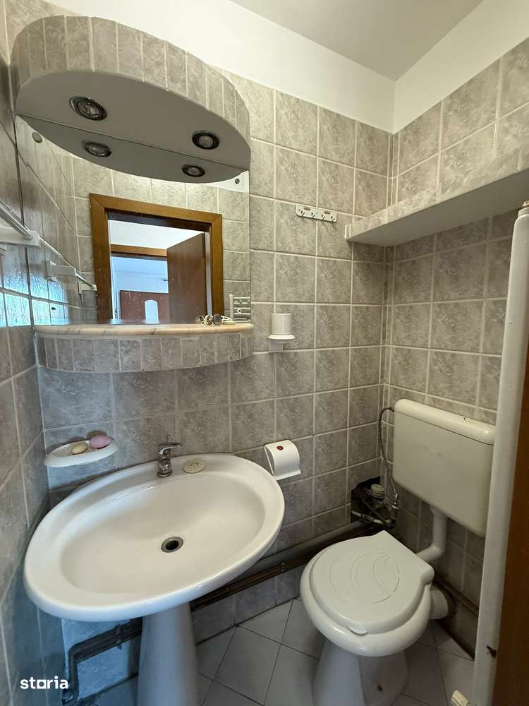 Apartament 3 camere • Decomandat • Etaj 3/8 • Parcul Tineretului-5