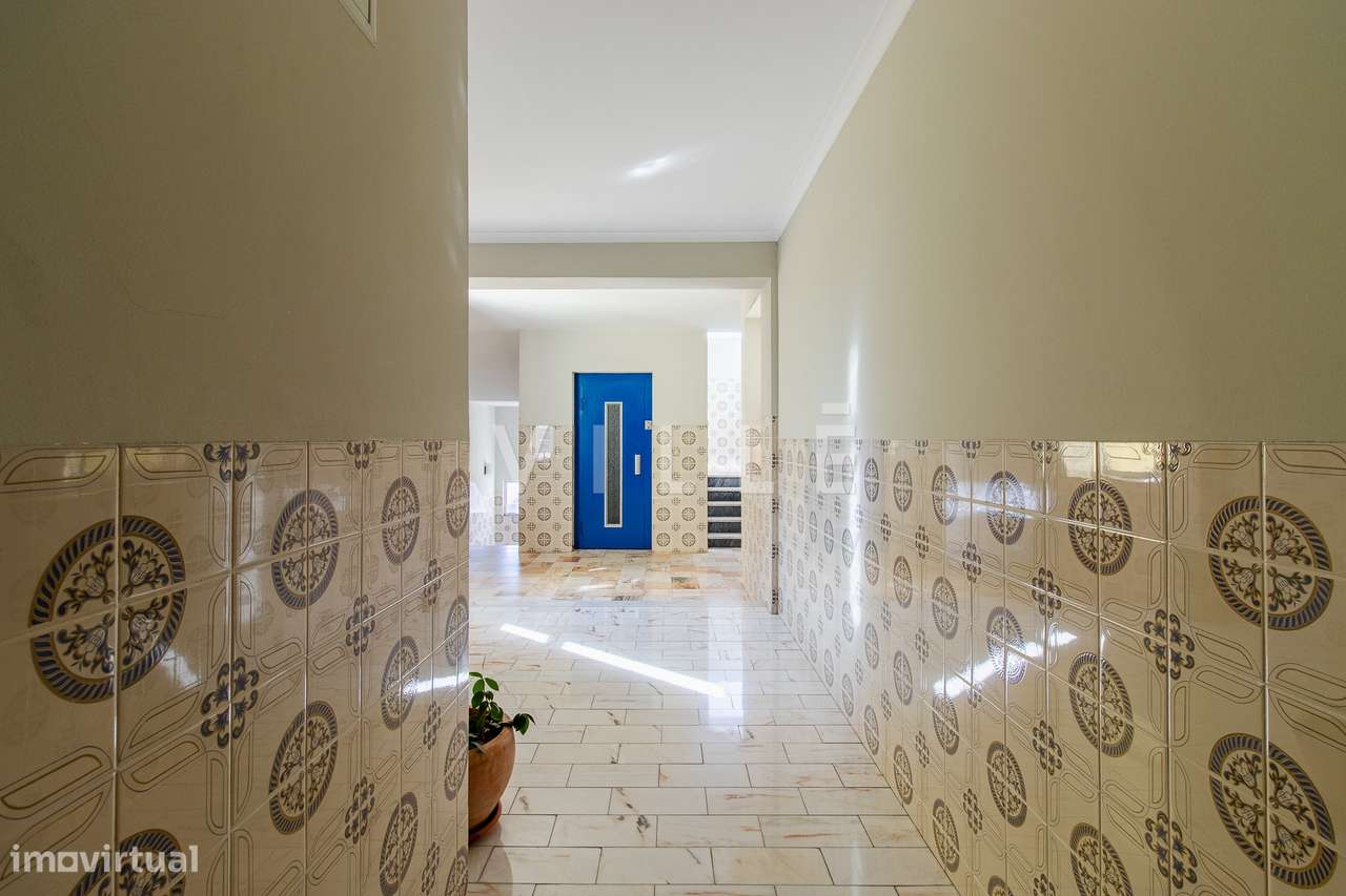 Apartamento T2 Praia da Barra - Grande imagem: 2/25