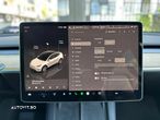 Tesla Model Y Long Range Dual Motor AWD - 26