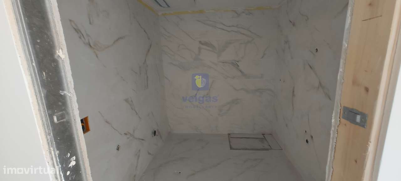 T3 Novo em Santa Marta do Pinhal com Parqueamento - Corroios-26