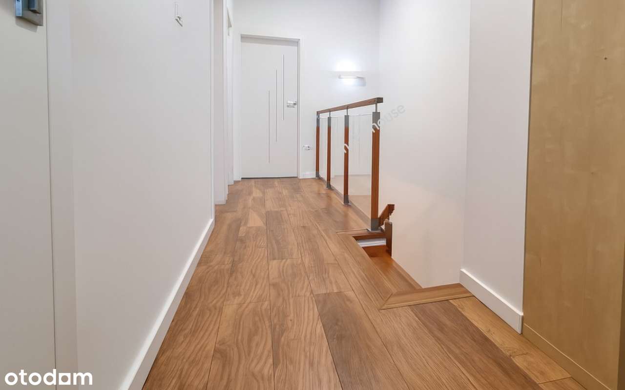 Dom w Kajetanach na działce 1100m2-7