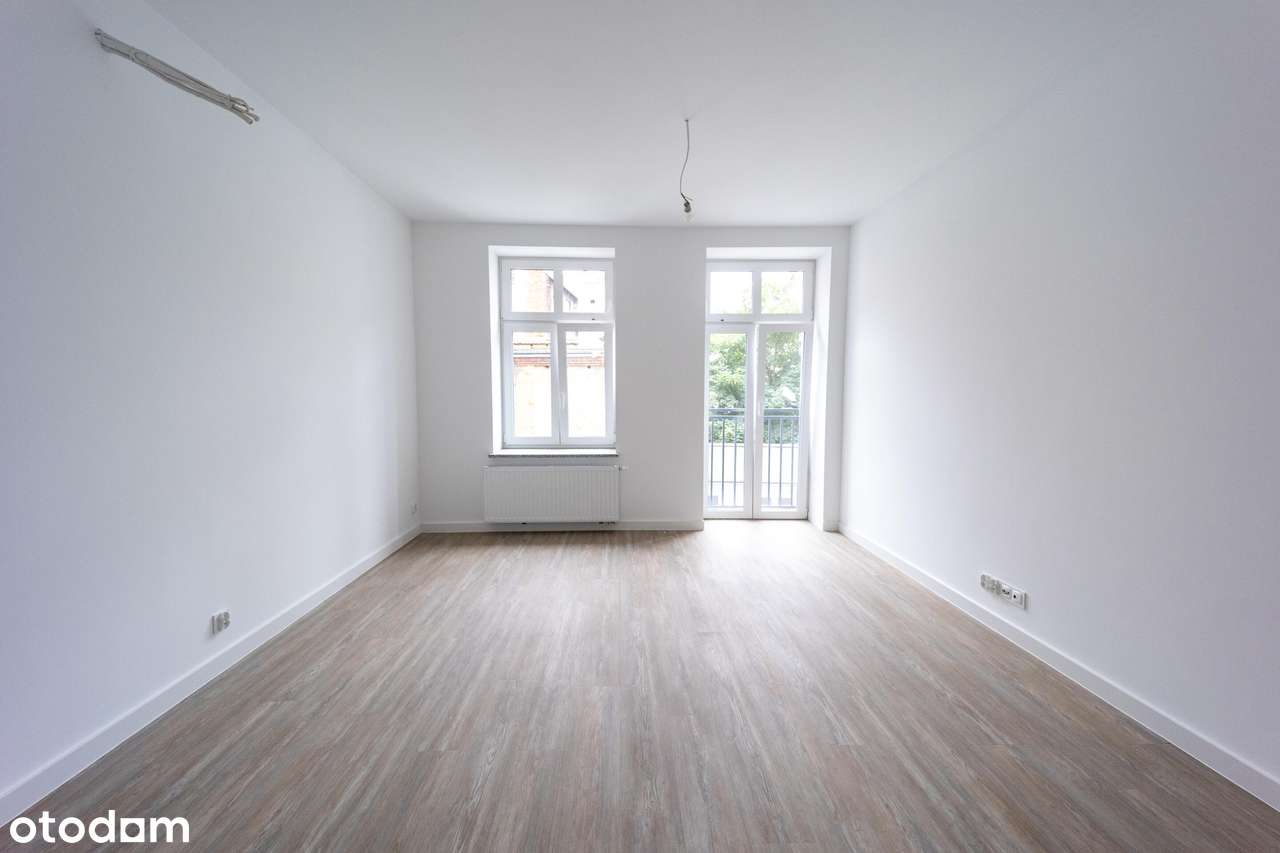 2 pokoje 2 balkony II piętro Wysoki Standard Piękna Kamienica-1