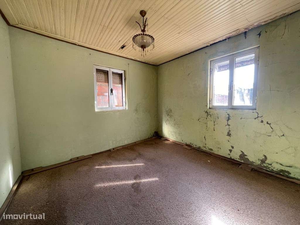 MORADIA P/ RECONSTRUÇÃO - MURTOSA-11