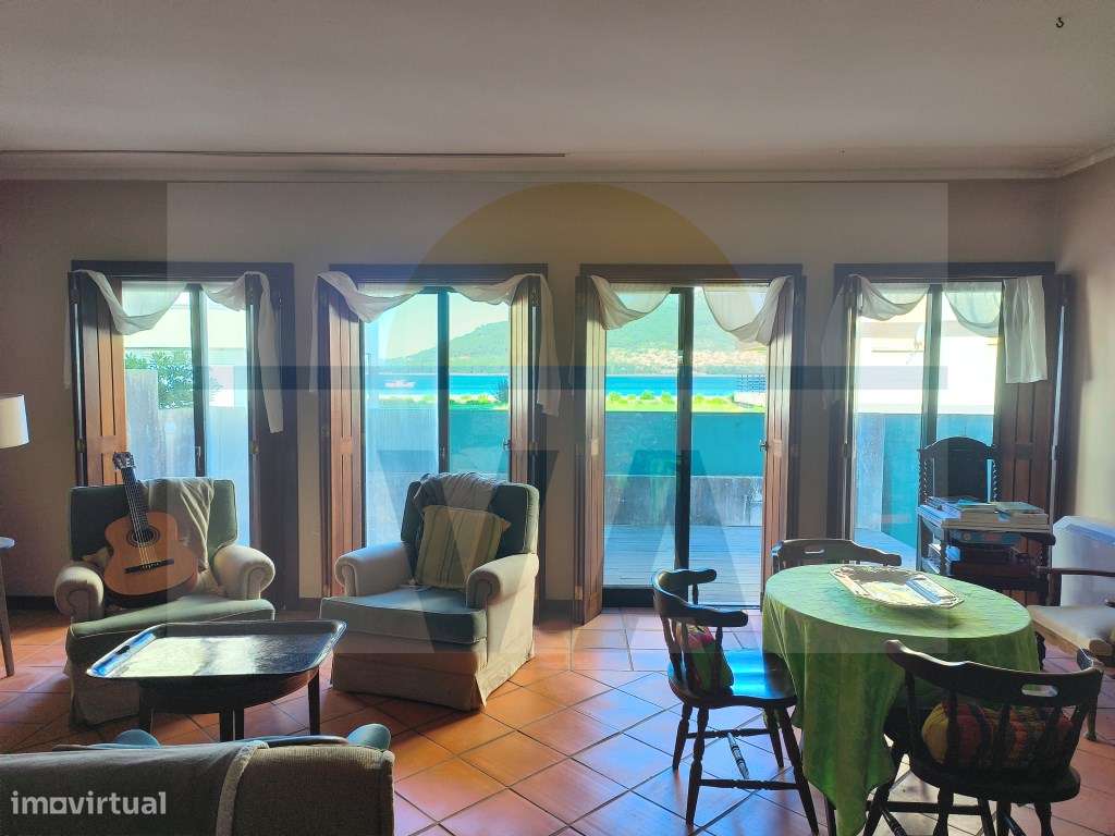 Moradia V4 em Caminha com vista Rio.-11