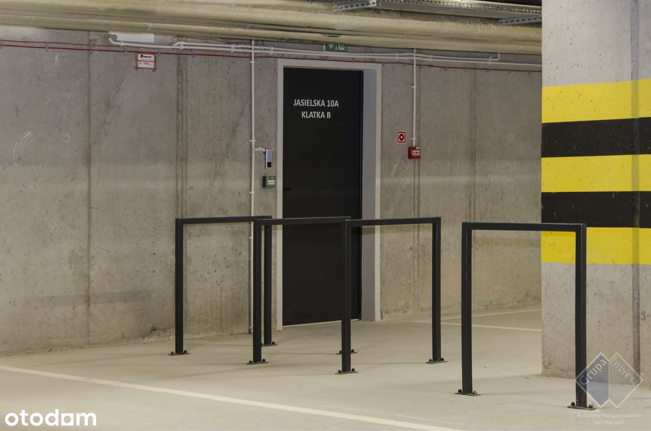 Z widokiem na zadrzewienie! Dwupoziomowe mieszkanie Jasielska Poznań-17