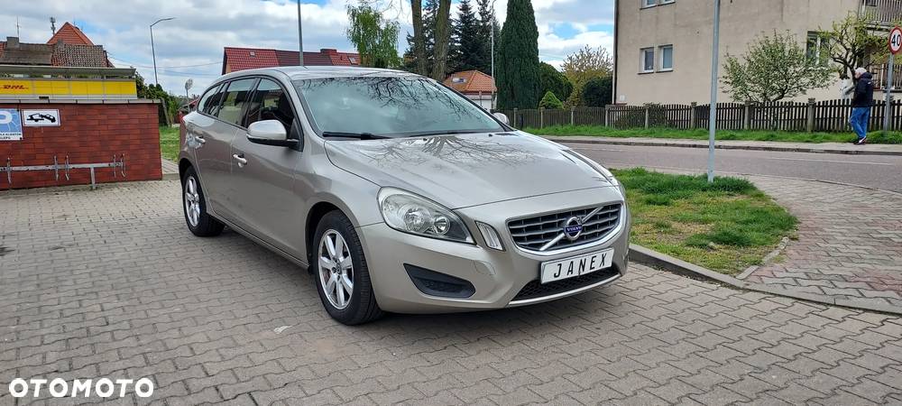 Volvo V60 D3 Business Edition - 3