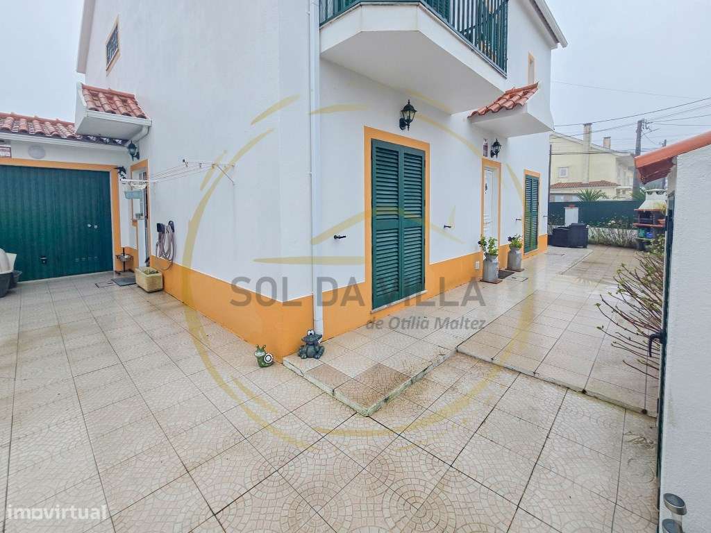 Moradia Geminada T3+2 com garagem - Quinta do Conde - 395.000€-28