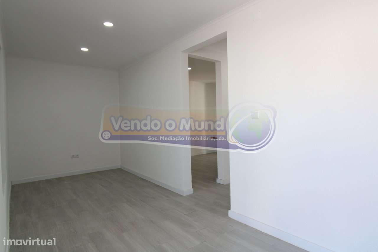 Moradia T1+1 em Muge (MG063)-3
