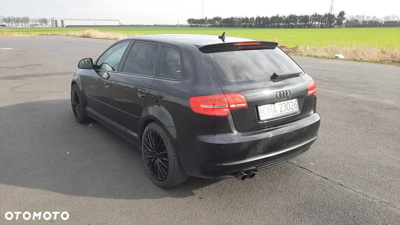 Audi A3 2.0 TFSI Sportback quattro S tronic S line Sportpaket - 3