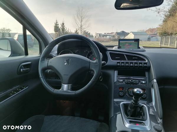 Peugeot 3008 2.0 HDi Premium - 12