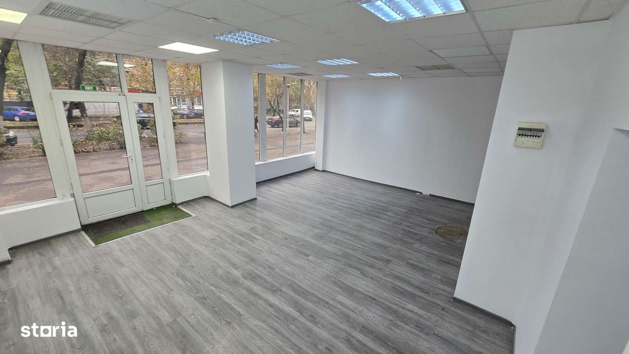 Spatiu comercial de inchiriat / strada Apusului - Imagine principală: 4/9