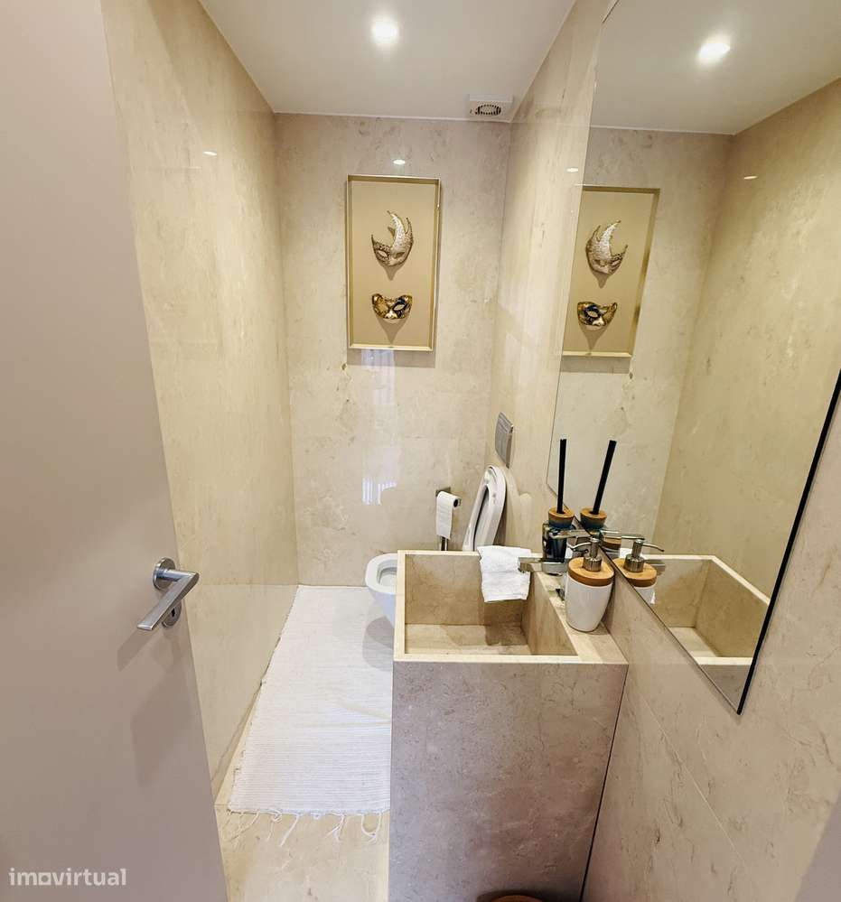 Moradia 3 frentes 200m praia-27