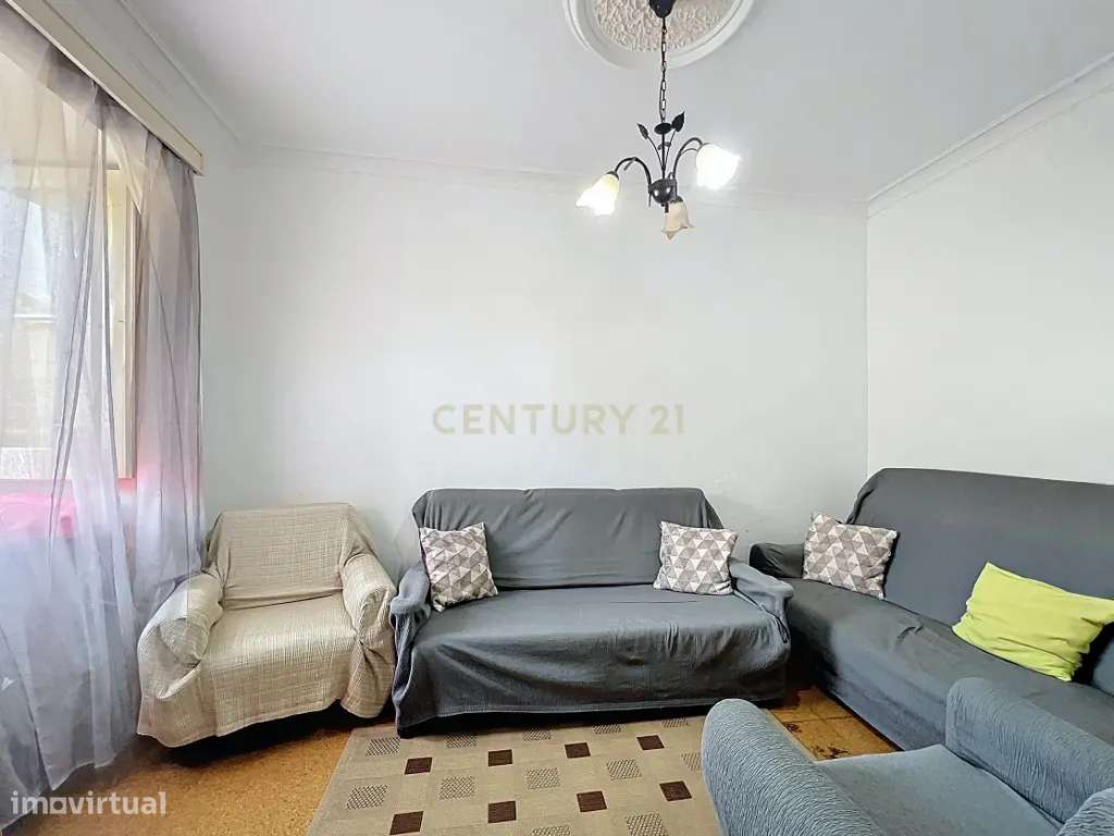 Moradia Tradicional no Centro da Ribeira Grande – A poucos passos da C - Grande imagem: 4/28