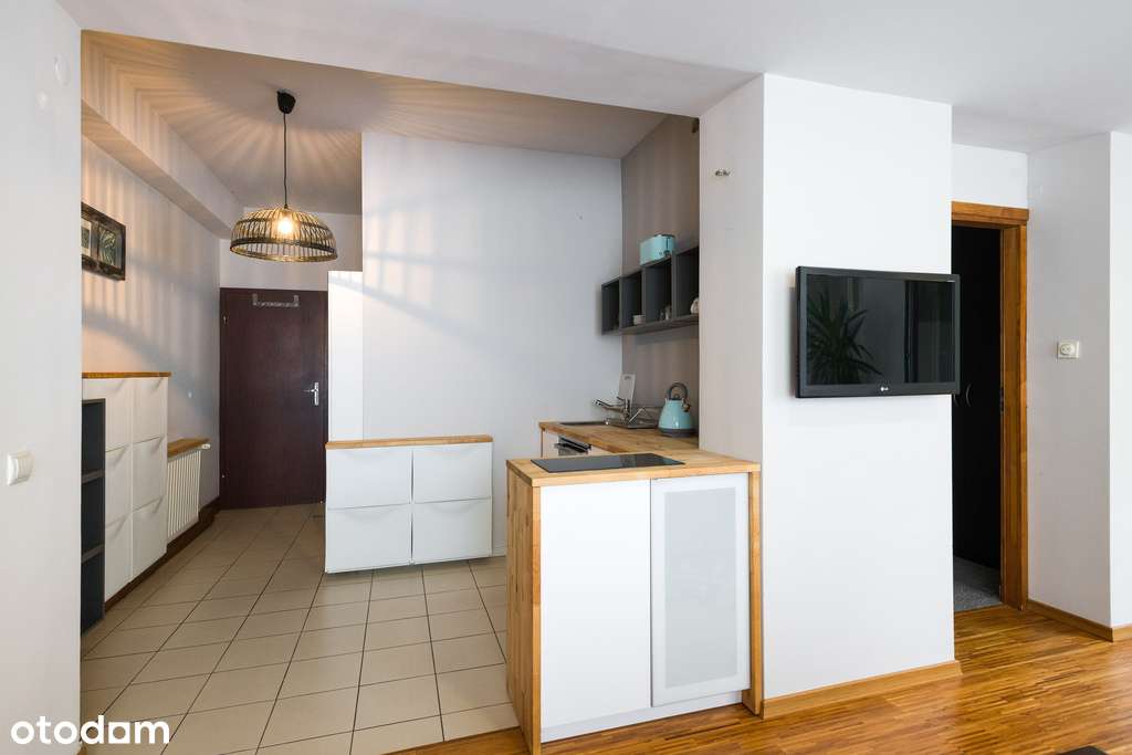 Willa z basenem i ogrodem w prestiżowej dzielnicy-15