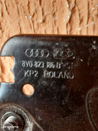 AUDI A3 8V0823186B ZAMEK MASKI PRAWY - 3