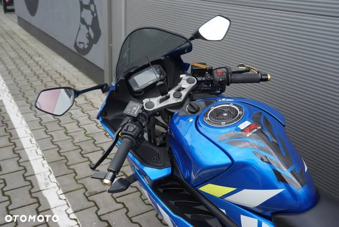 Suzuki GSX-R - 13