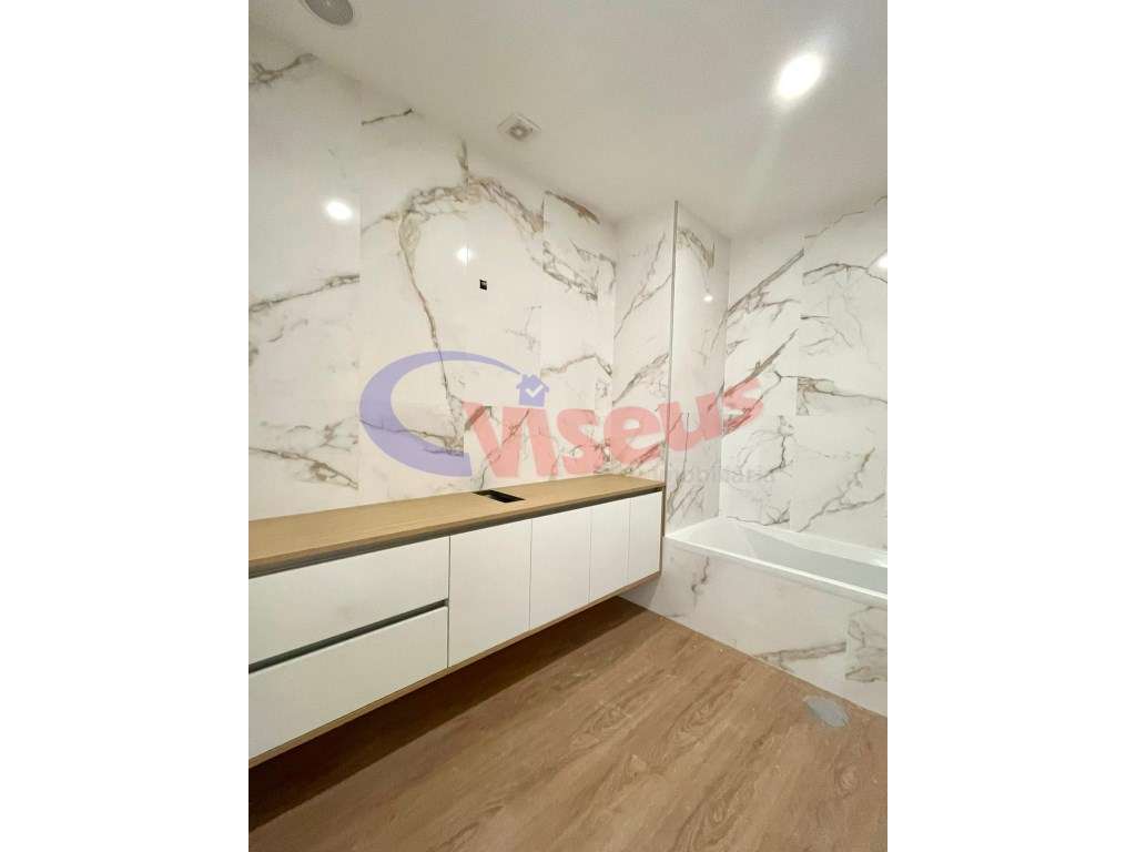 Apartamento T2 Avenida Santo Ovídio-20