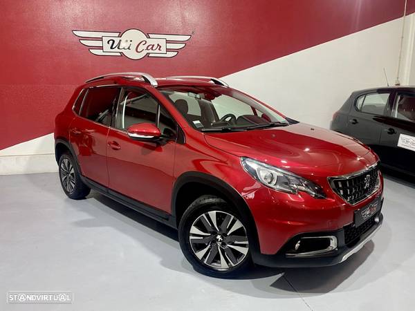 Peugeot 2008 1.2 PureTech Allure - 1