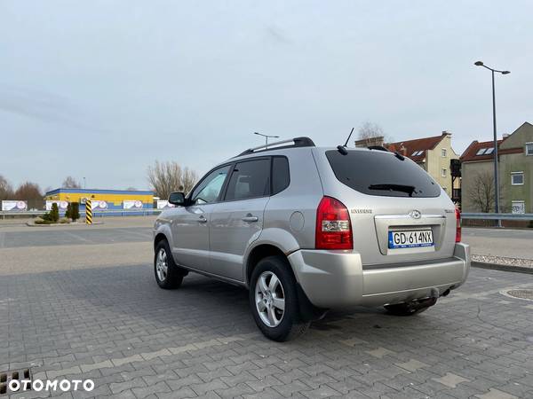 Hyundai Tucson 2.0 Elegance / Premium - 4