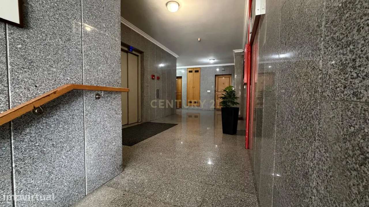 Apartamento T2 + Garagem Marco de Canaveses - Grande imagem: 5/28