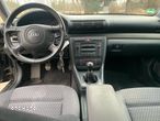 Audi A4 Avant 1.8 - 5