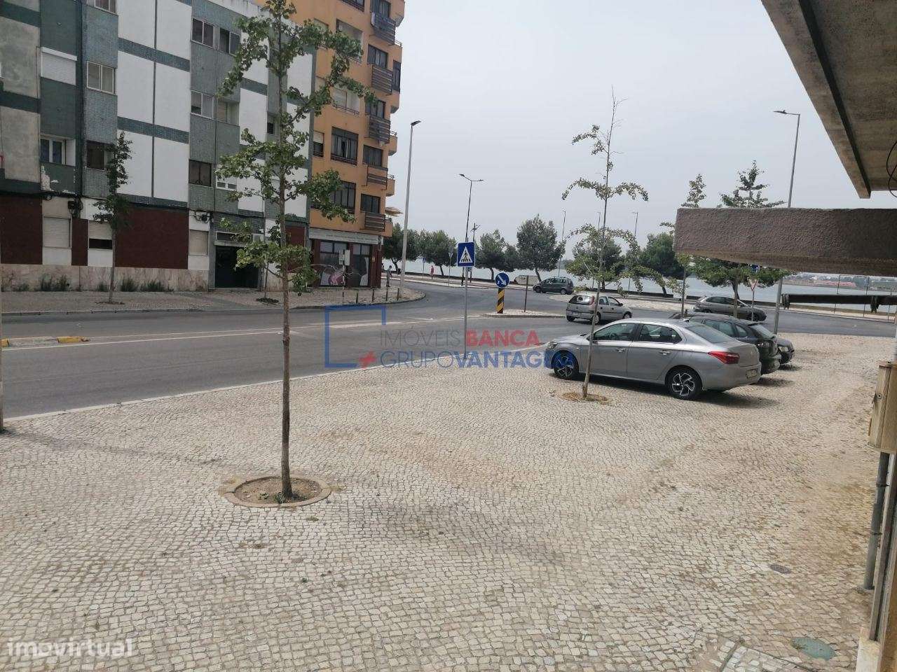 Apartamento T3 no Barreiro - Grande imagem: 2/24