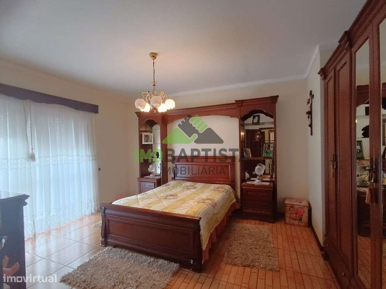 Moradia V3 Isolada nas Caldas de São Jorge-10