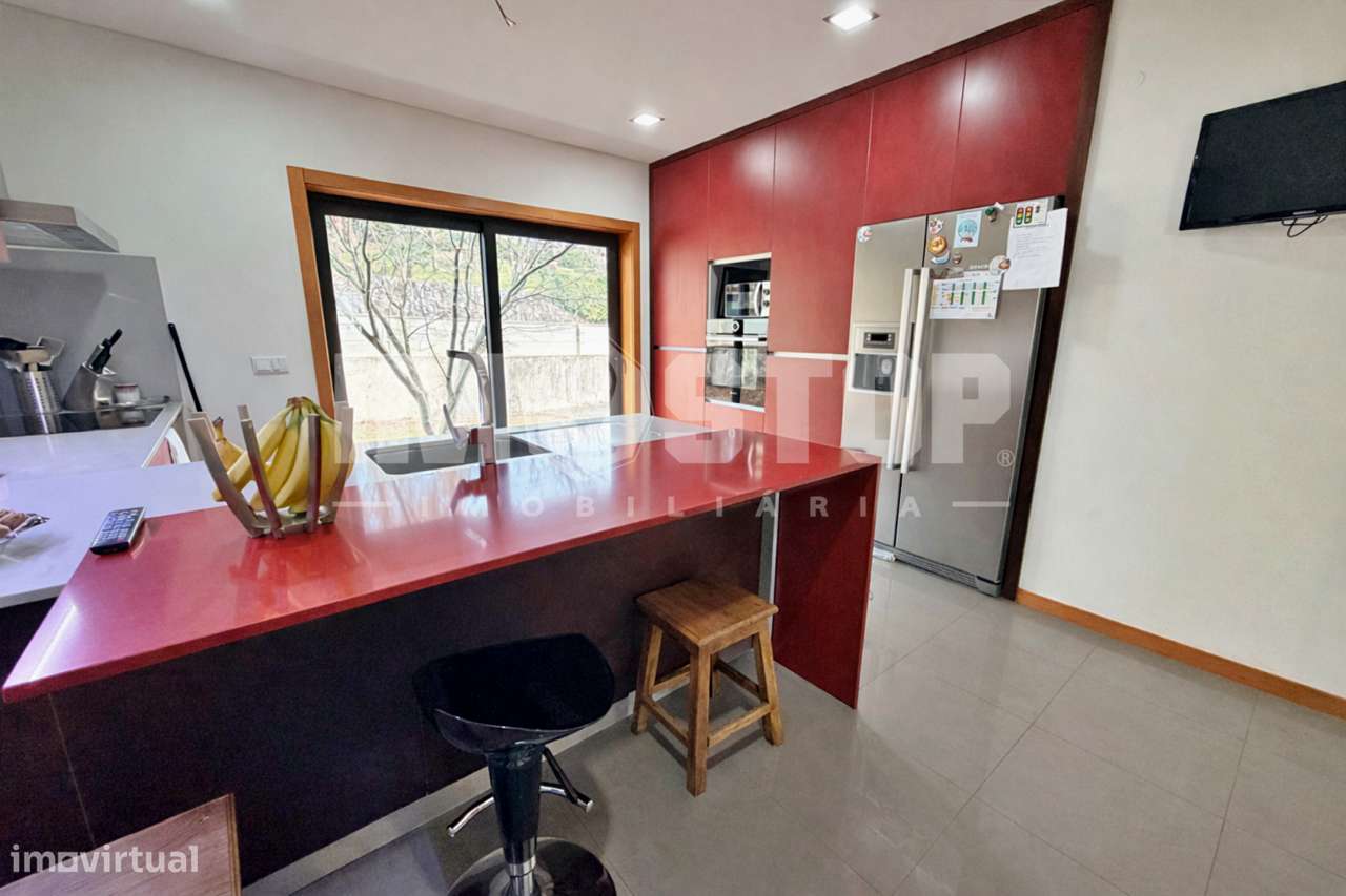 Moradia T4 em Albergaria-a-Velha-6