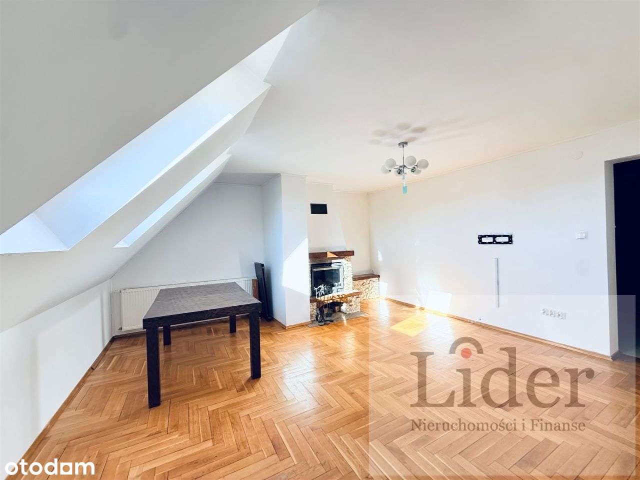 Przestronne mieszkanie z garażem w Leśnicach - Pełny obrazek: 4/20