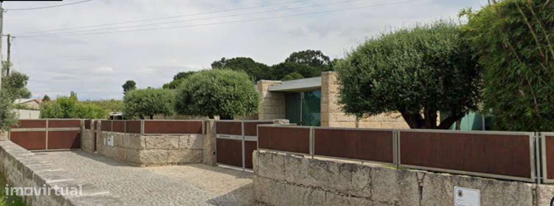 Vende-se moradia de luxo-54