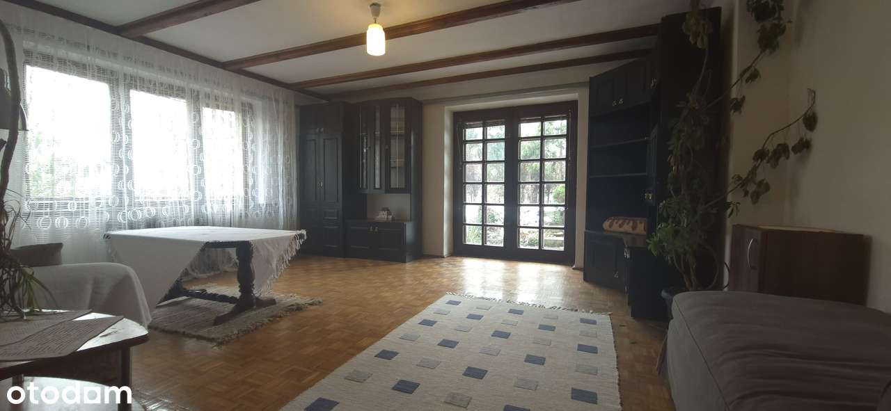 Dom z potencjałem - dwa poziomy, piękna działka, świetna lokalizacja!-10