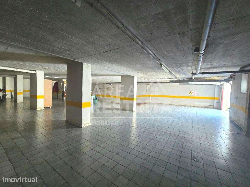 Apartamento T2 c/Parqueamento, na Cavaleira - Algueirão-21