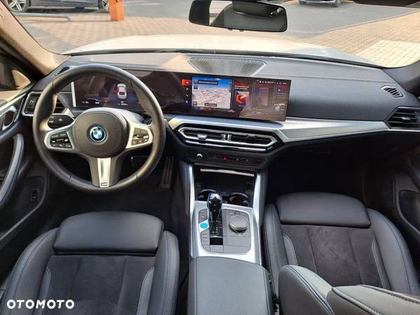 BMW i4 eDrive 35 M Sport - 11