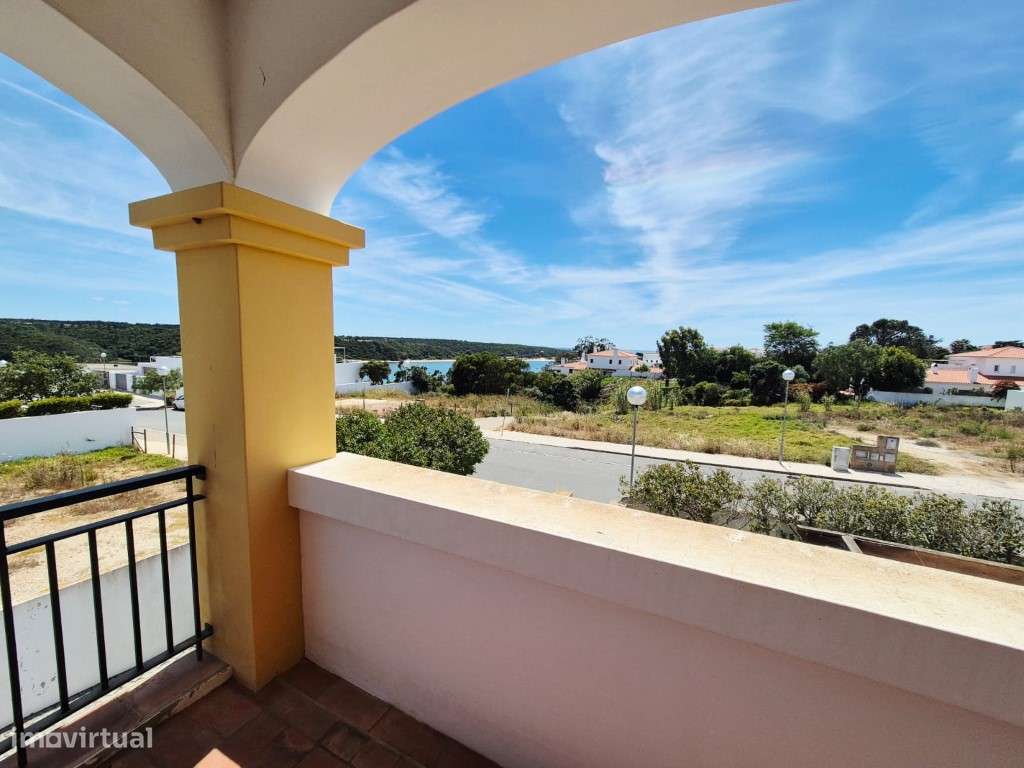 Moradia exclusiva com vista rio em Vila Nova de Milfontes-57