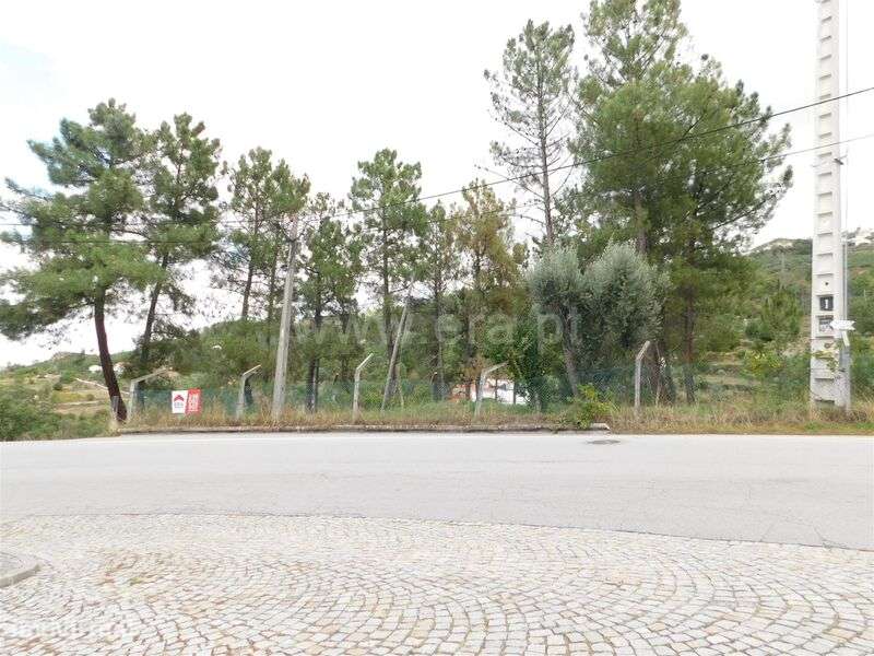 Lote / Seia, Seia, São Romão e Lapa dos Dinheiros - Grande imagem: 2/11