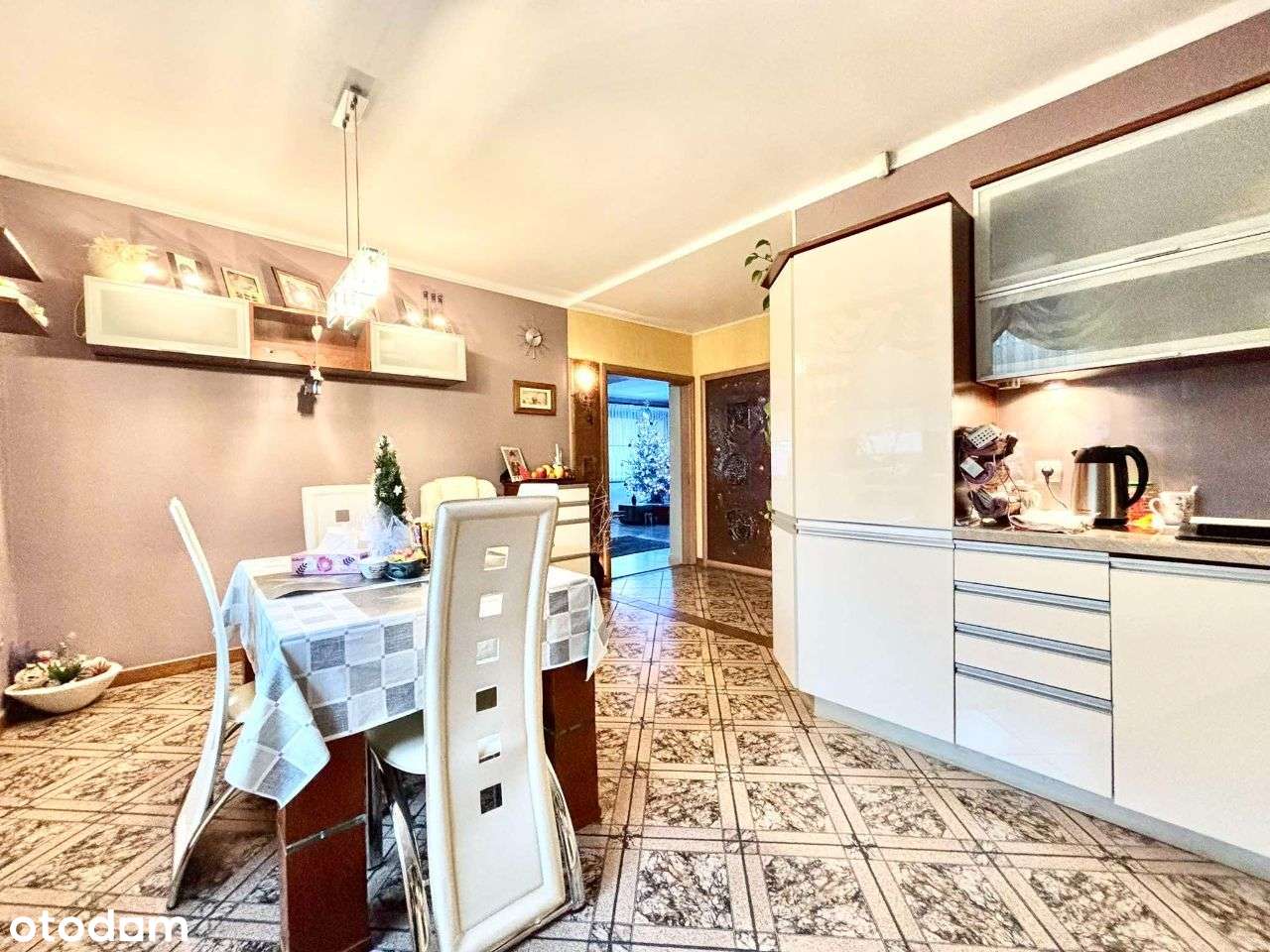 DOM WOLNOSTOJĄCY- W ATRAKCYJNEJ CENIE-11