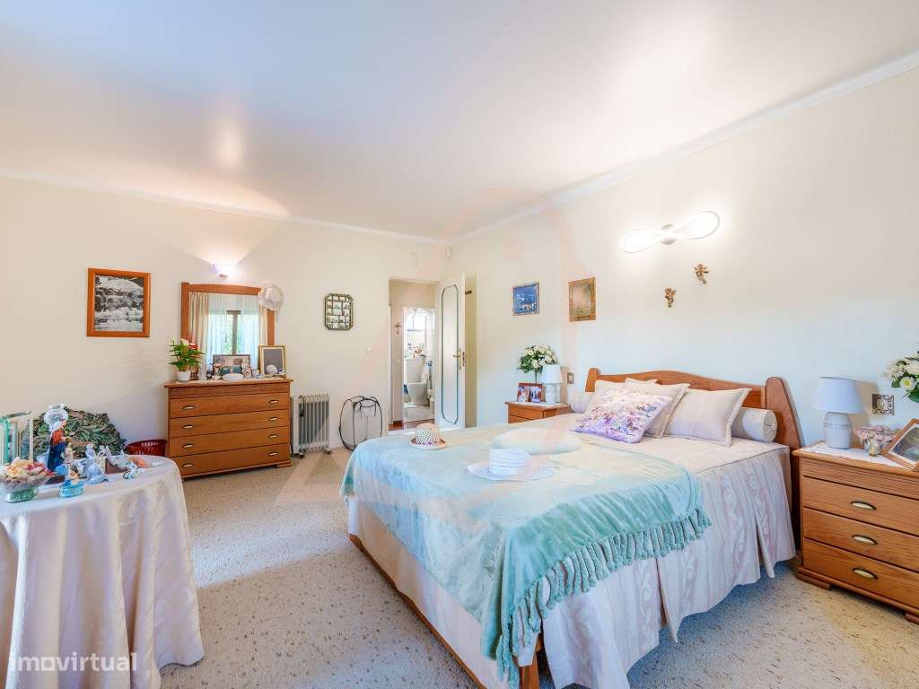 Refúgio Perfeito no Campo com Vista de Sonho e Piscina!-31